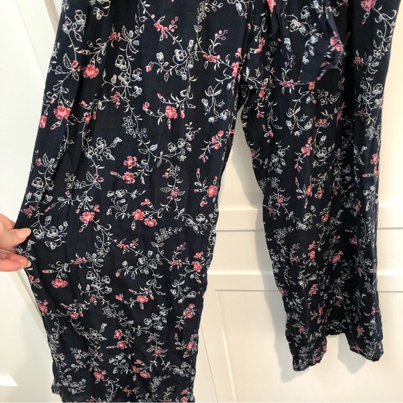 Paige Paletta jumpsuit navy and primrose floral crop lined legs belted S - Picture 10 of 13